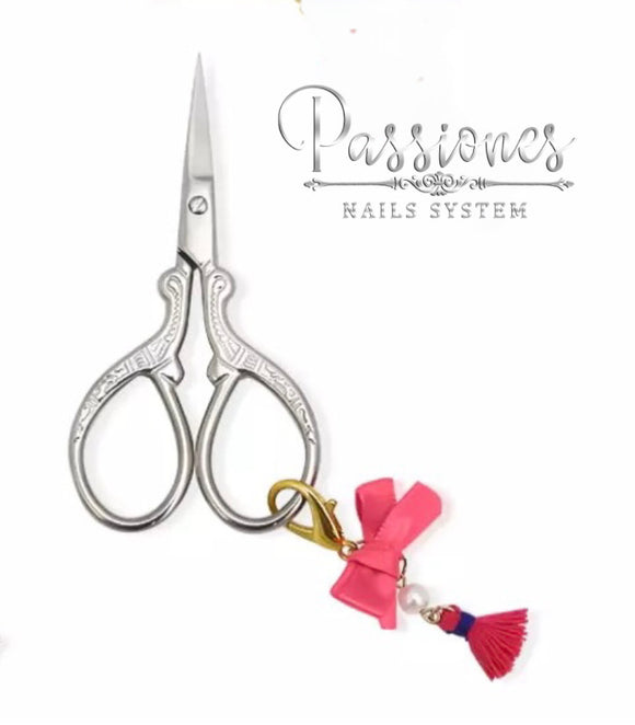 43K VINTAGE SILVER SCISSORS